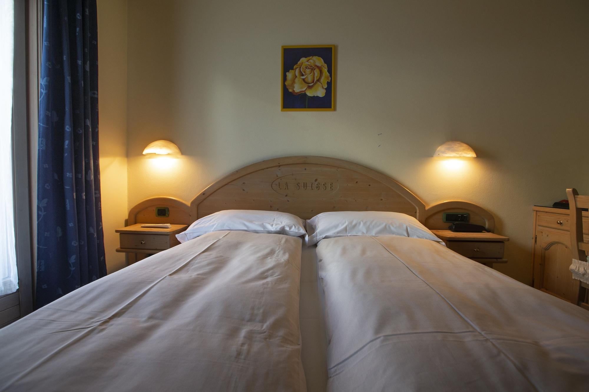 Hotel "La Suisse" Ливиньо Экстерьер фото