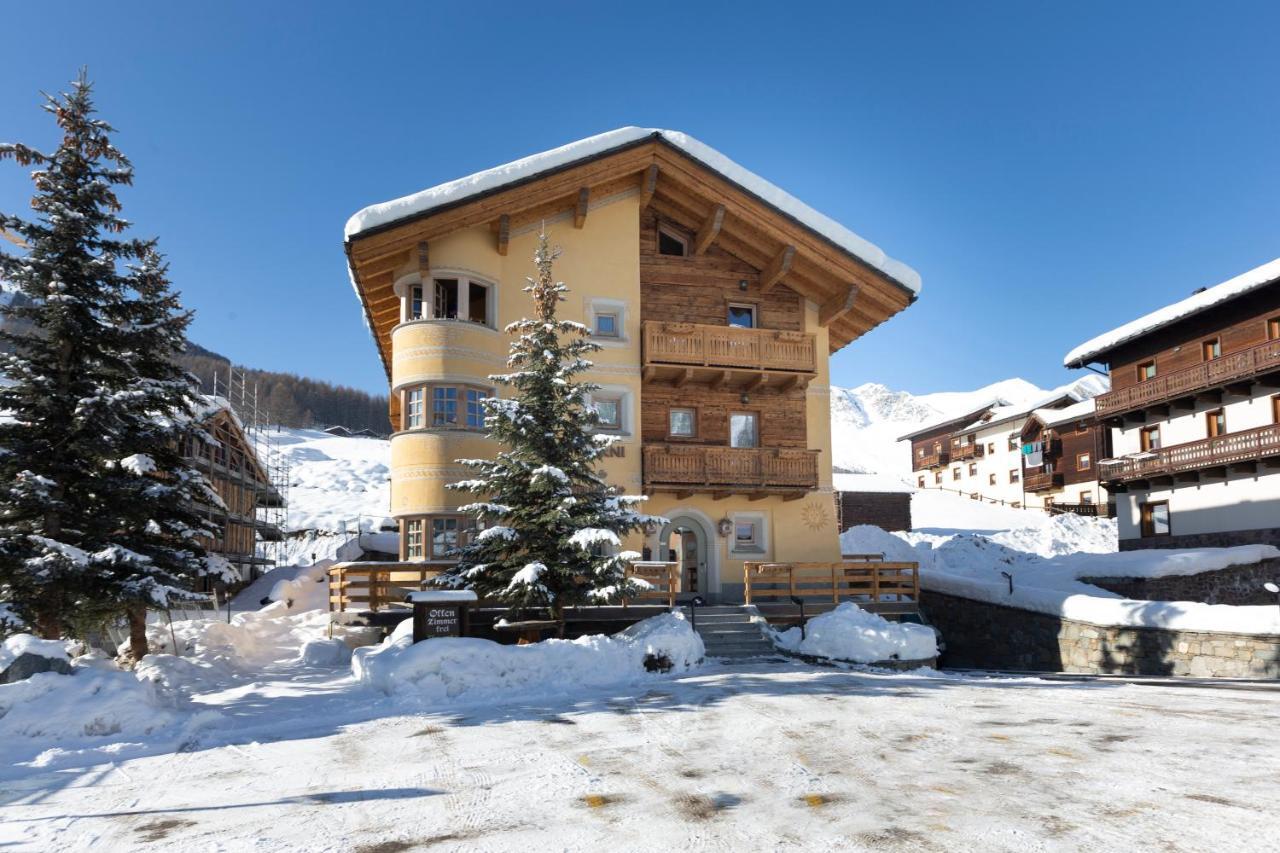 Hotel "La Suisse" Ливиньо Экстерьер фото