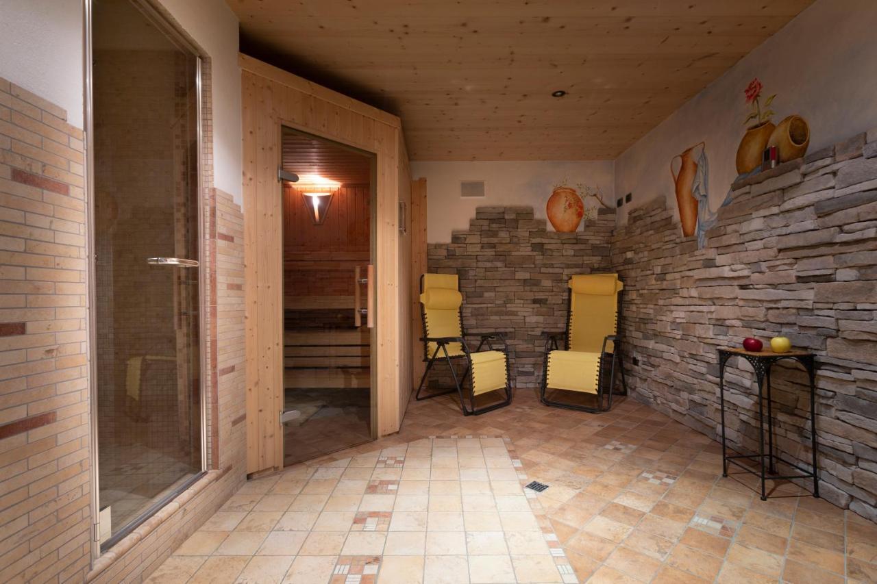Hotel "La Suisse" Ливиньо Экстерьер фото